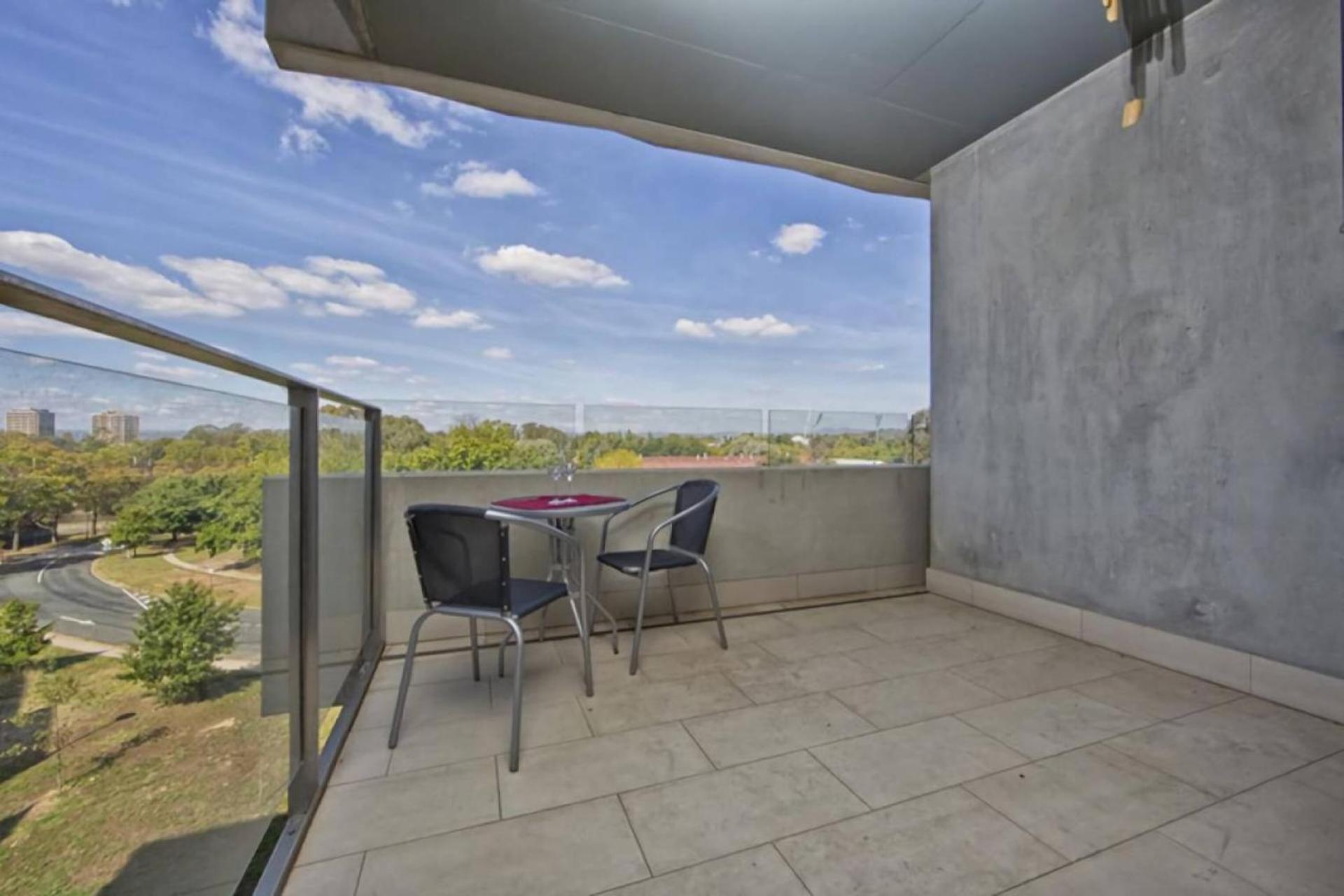 Accommodate Canberra Realm 4/24