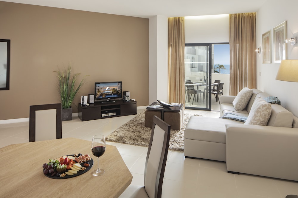 Belmar Spa and Beach Resort 40/66