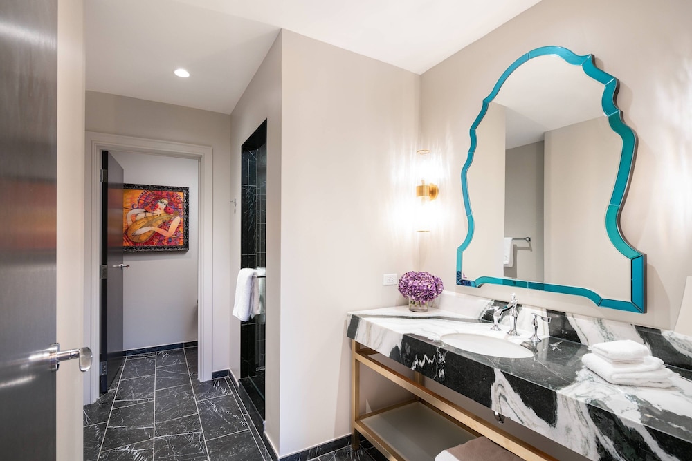 Grand Bohemian Hotel Charlotte Autograph Collection 14/43