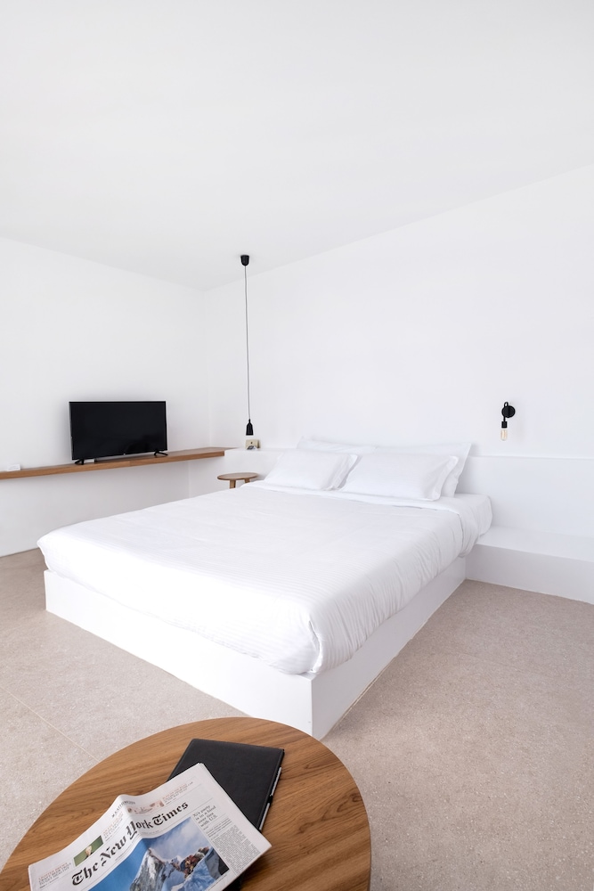 Lilium Hotel Santorini 15/51