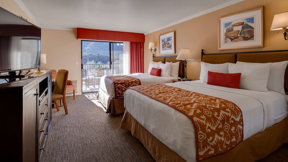 Standard, 2 Queen Beds