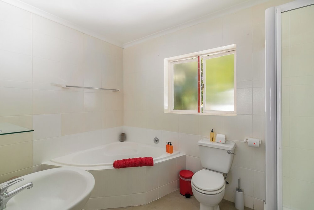 African Breeze Guesthouse 44/50
