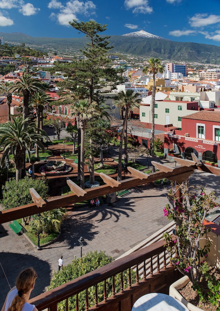 Monopol Hotel Tenerife 47/53