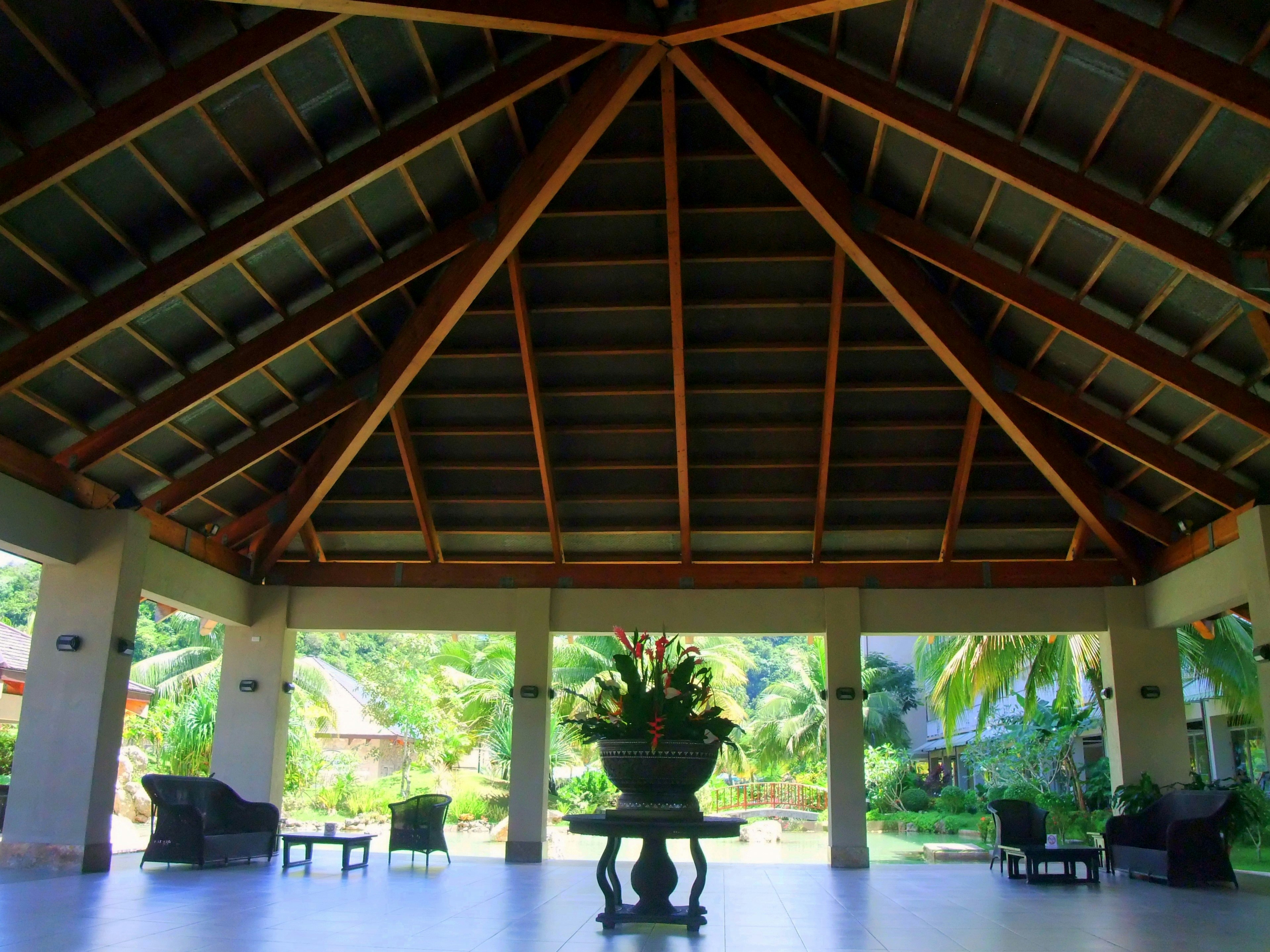 Palau Royal Resort 4/50