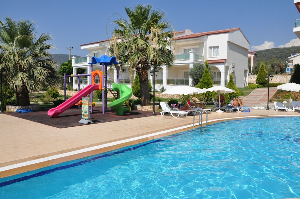 Akbuk Palace Hotel & Residence 35/43