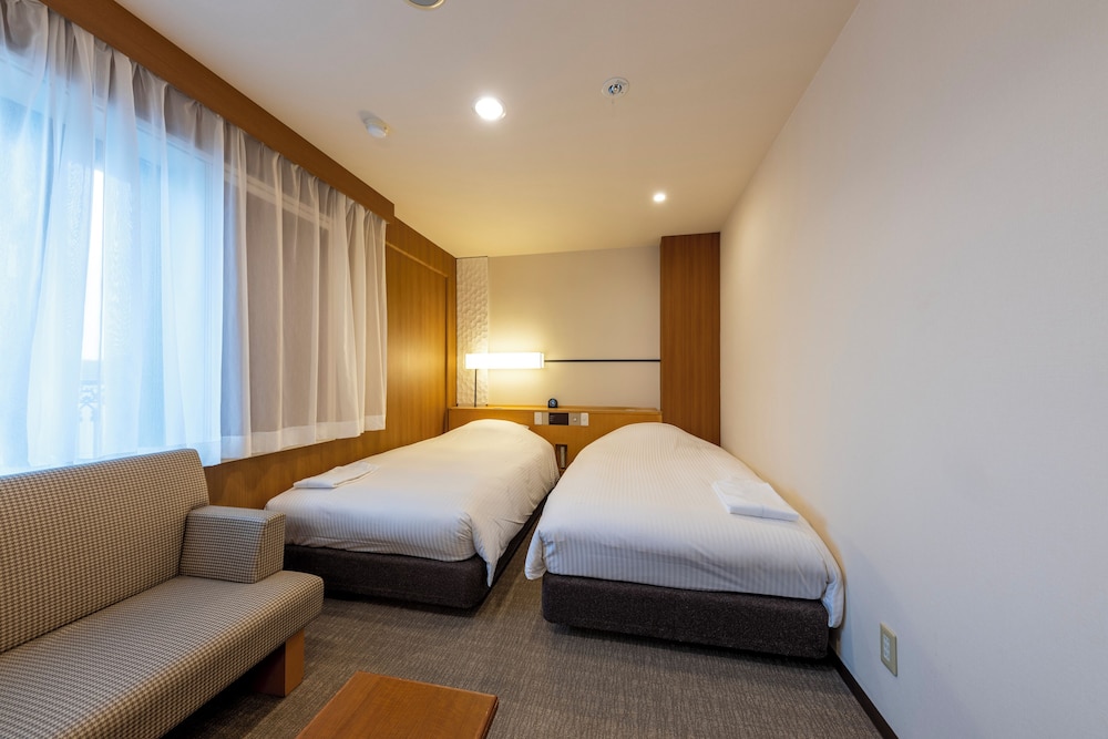 JR Clement Inn Himeji 10/22