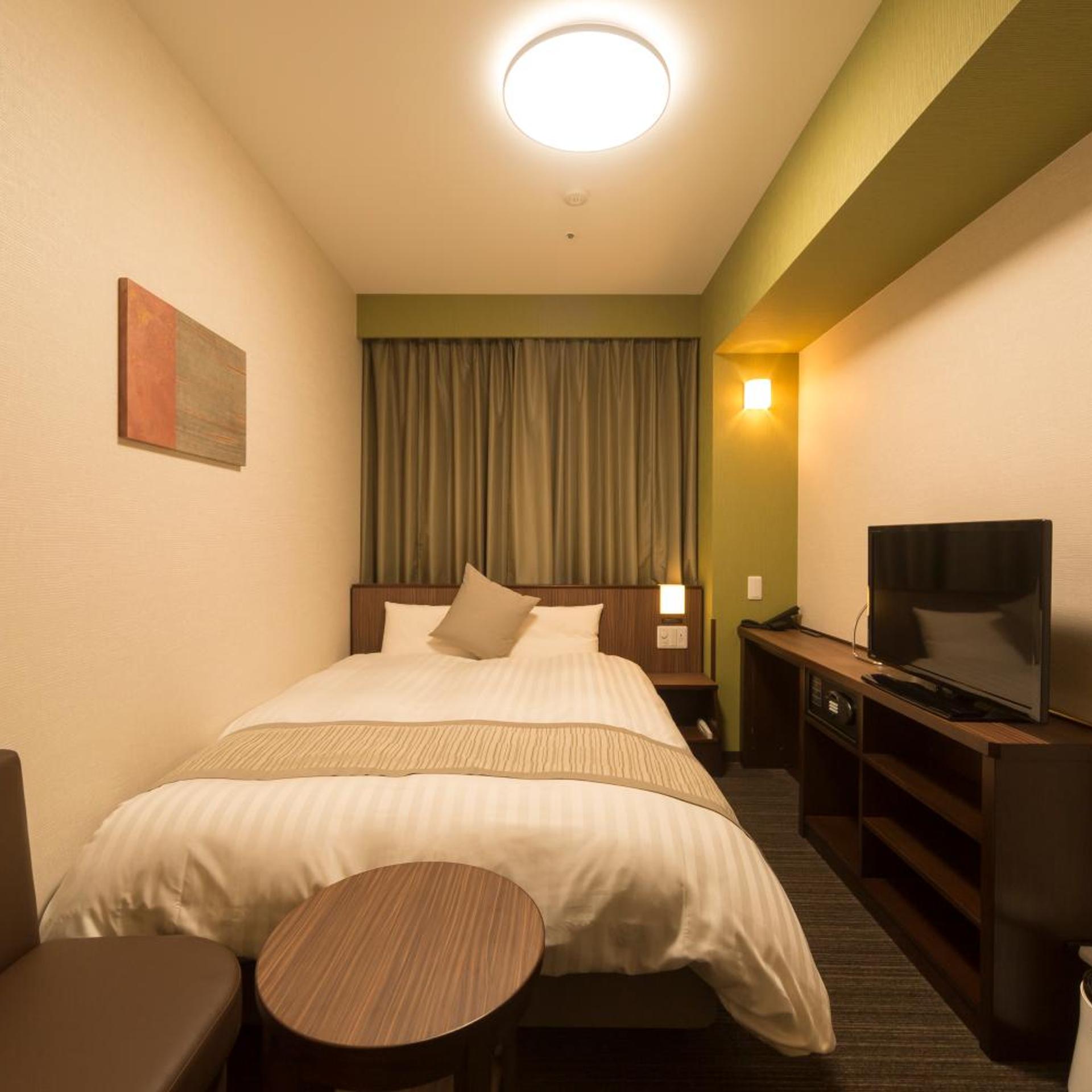 Room, Single