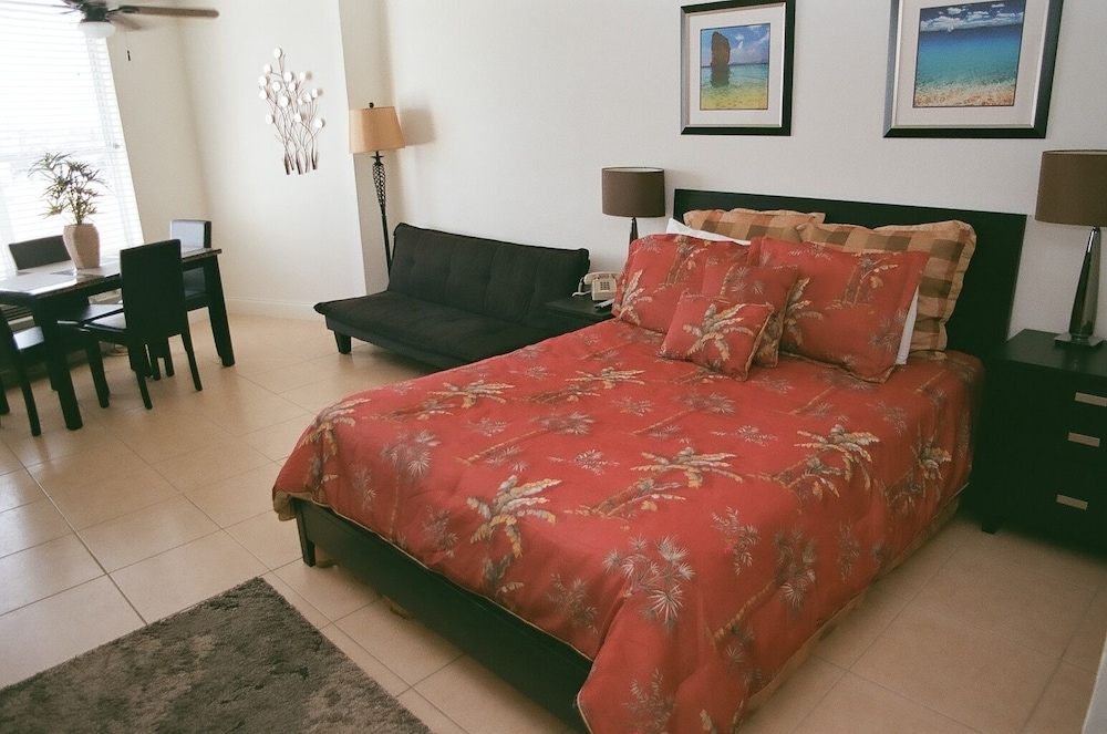 Fountain Beach Resort 30/36