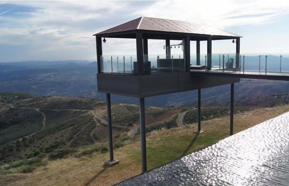 Hotel And Spa Alfandega Da Fe 30/34