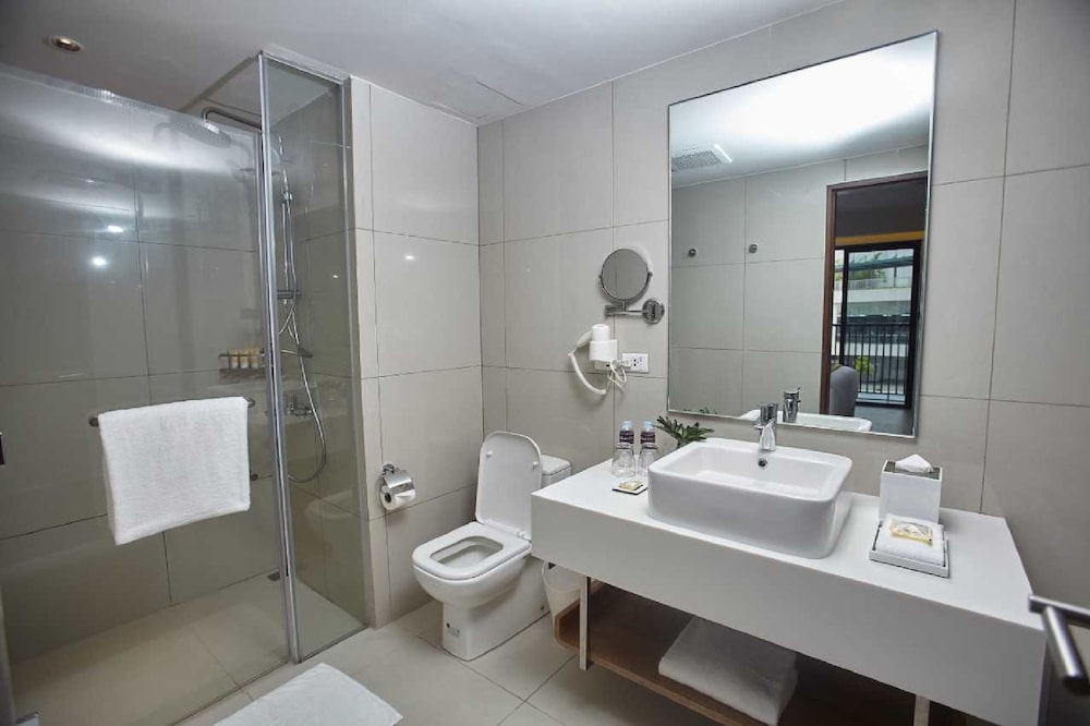 Quest Hotel Tagaytay City 36/37