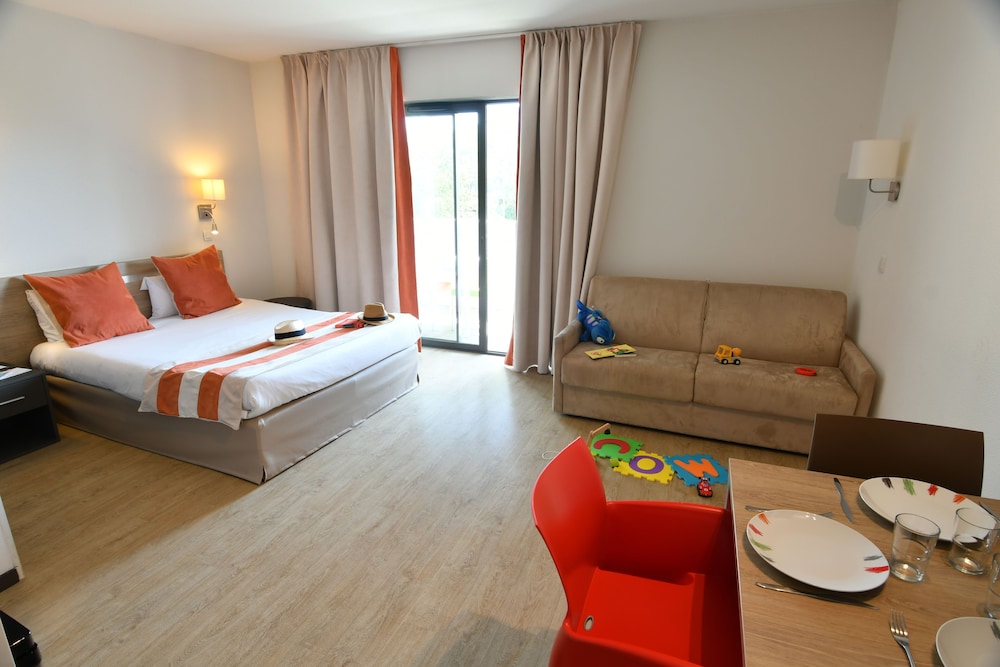 Appart-Hotel Mer & Golf City Bordeaux Bruges 25/60