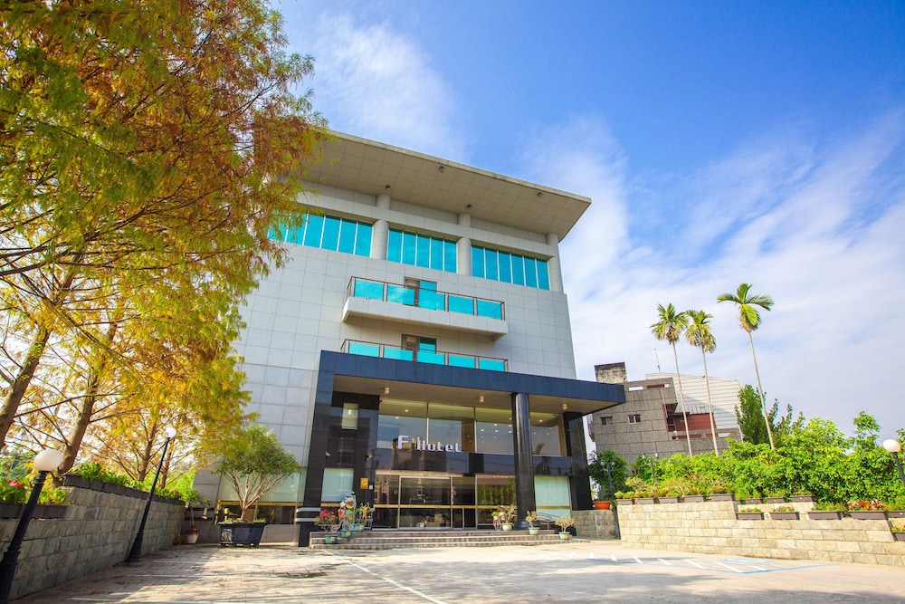 F Hotel Chiayi 1/25