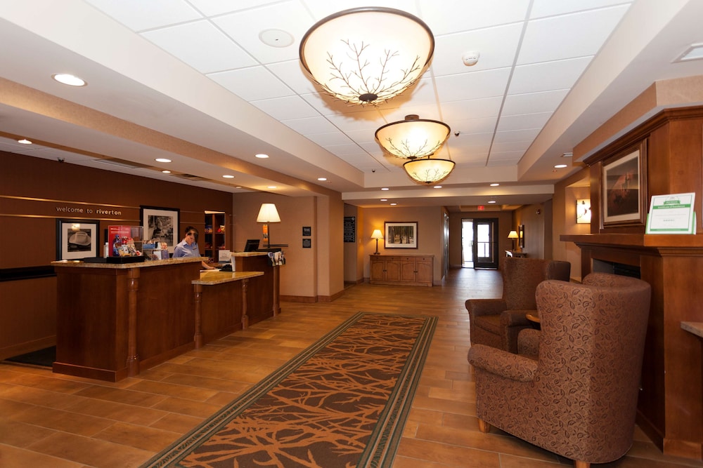 Hampton Inn & Suites Riverton 5/73