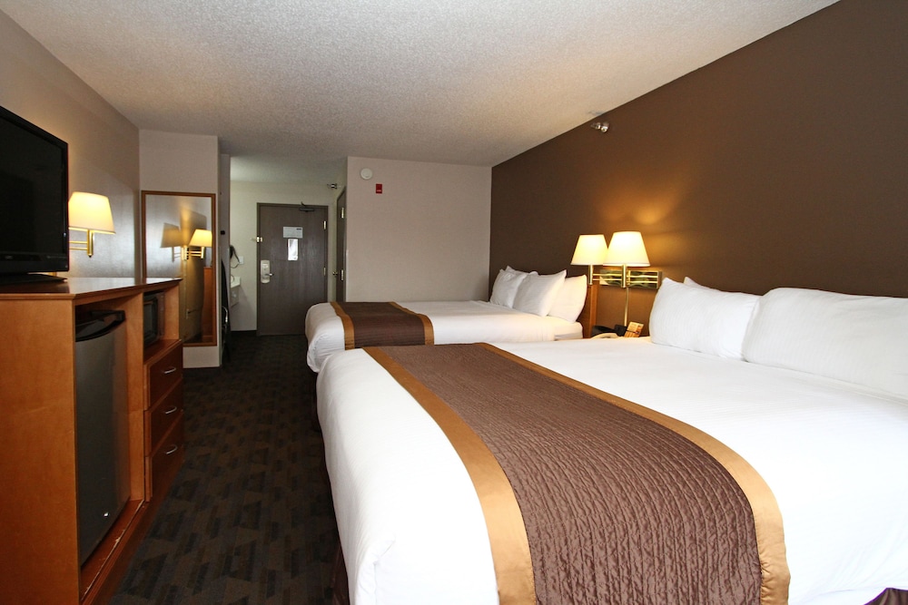 New Victorian Suites 24/66