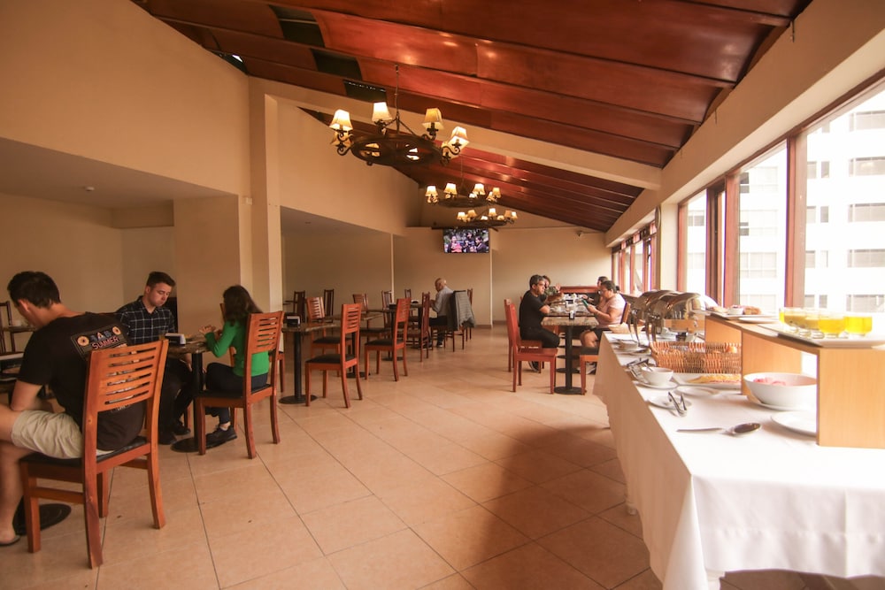 Epiqus Hotel Esperanza 37/49