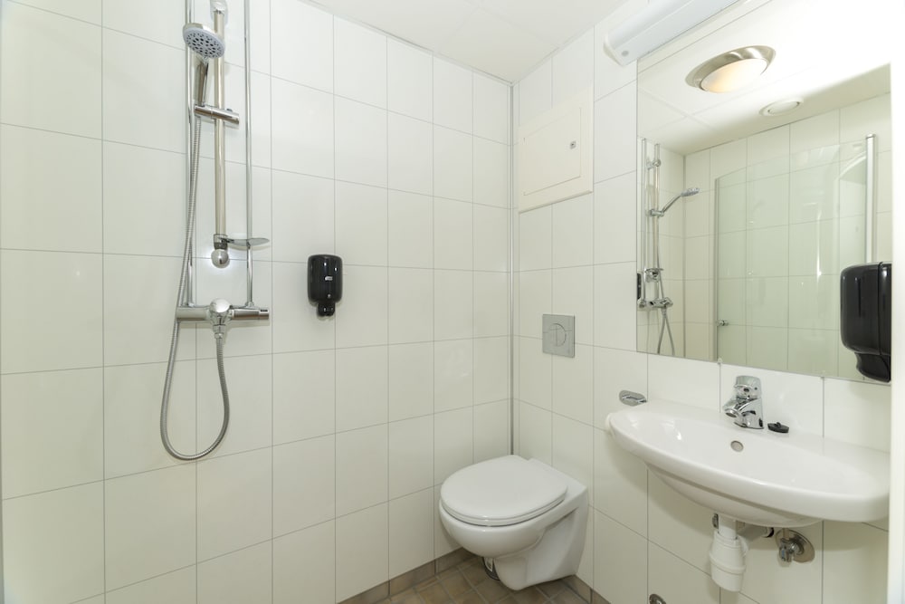 Fast Hotel Svolvaer - Self Service Check In 68/70