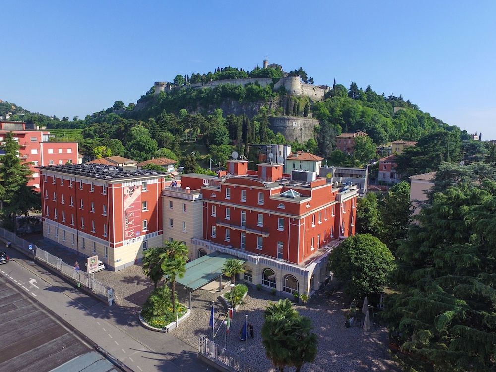 HOTEL MASTER in BRESCIA