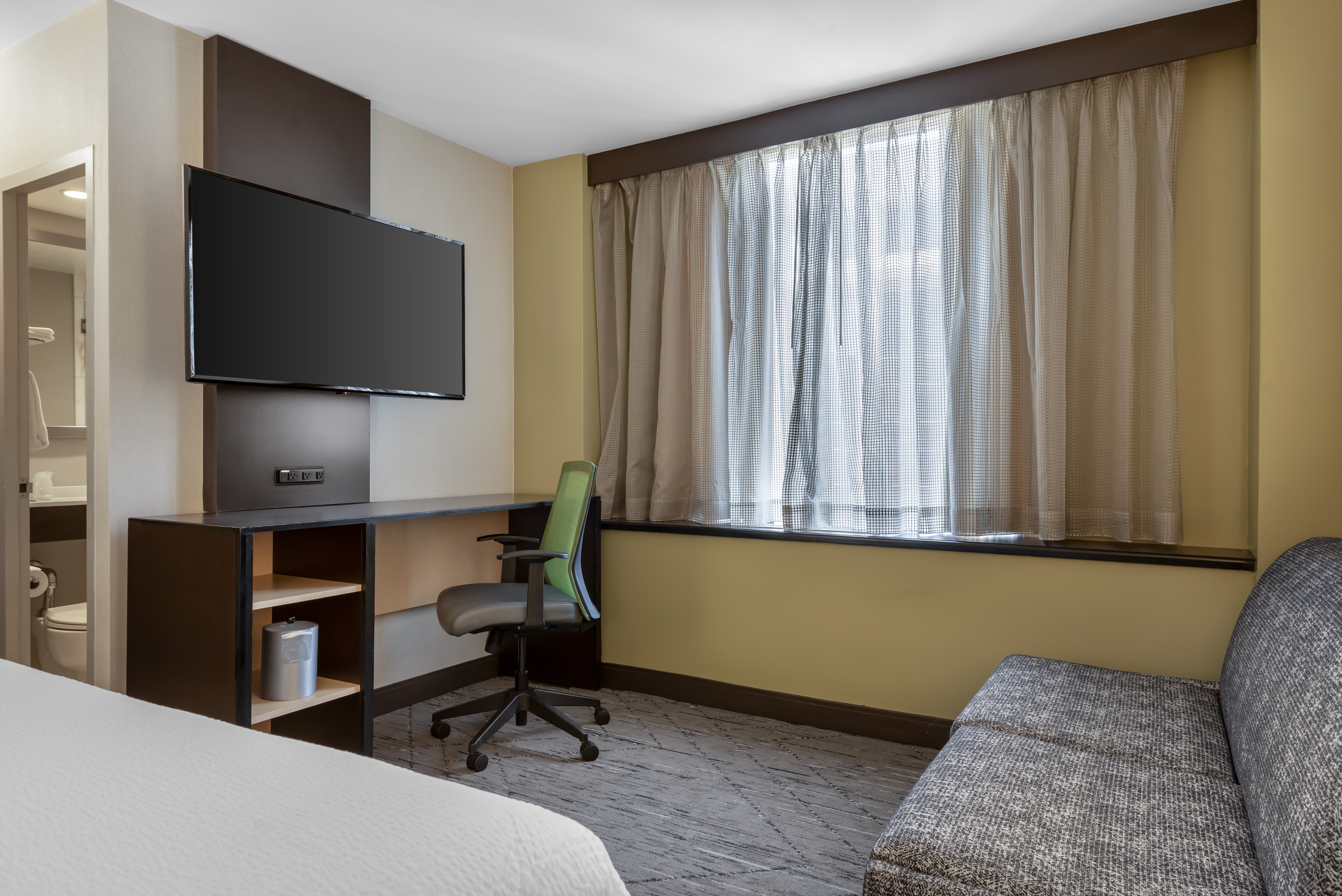 Holiday Inn Express Denver Downtown 33/44