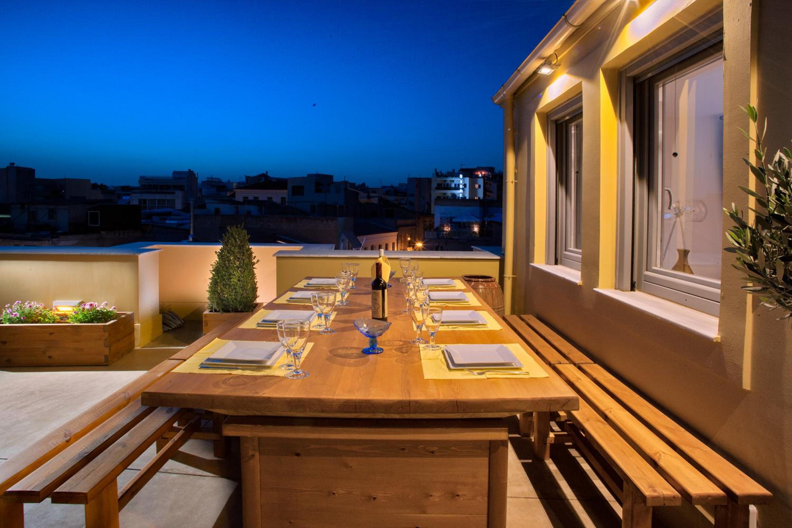 Suitas Athens 10/10