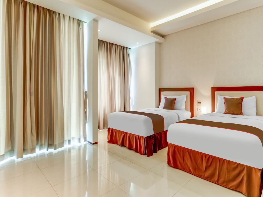 Collection O at Jalan Padma near Legian Beach 42/60