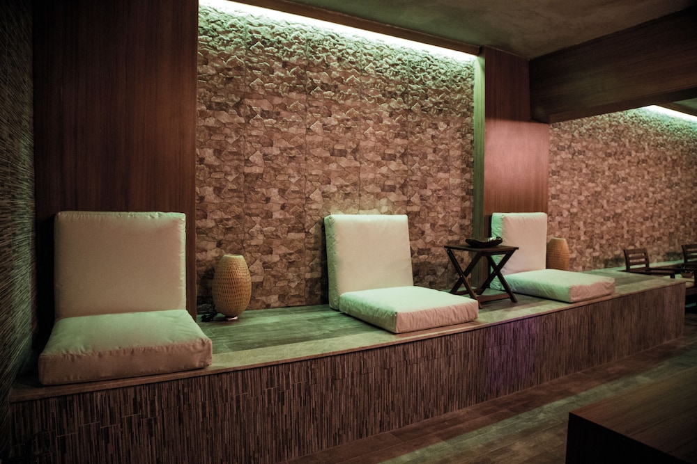 Marmara Place Old City Hotel 54/56