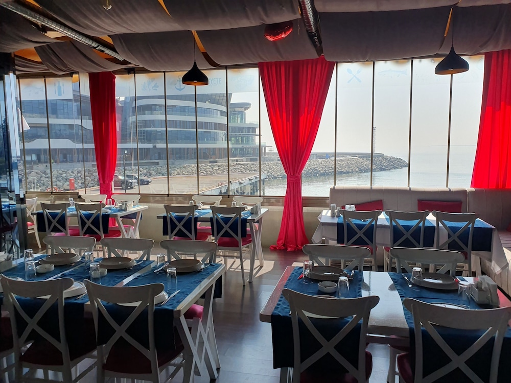 RUMA PORT HOTEL 29/43