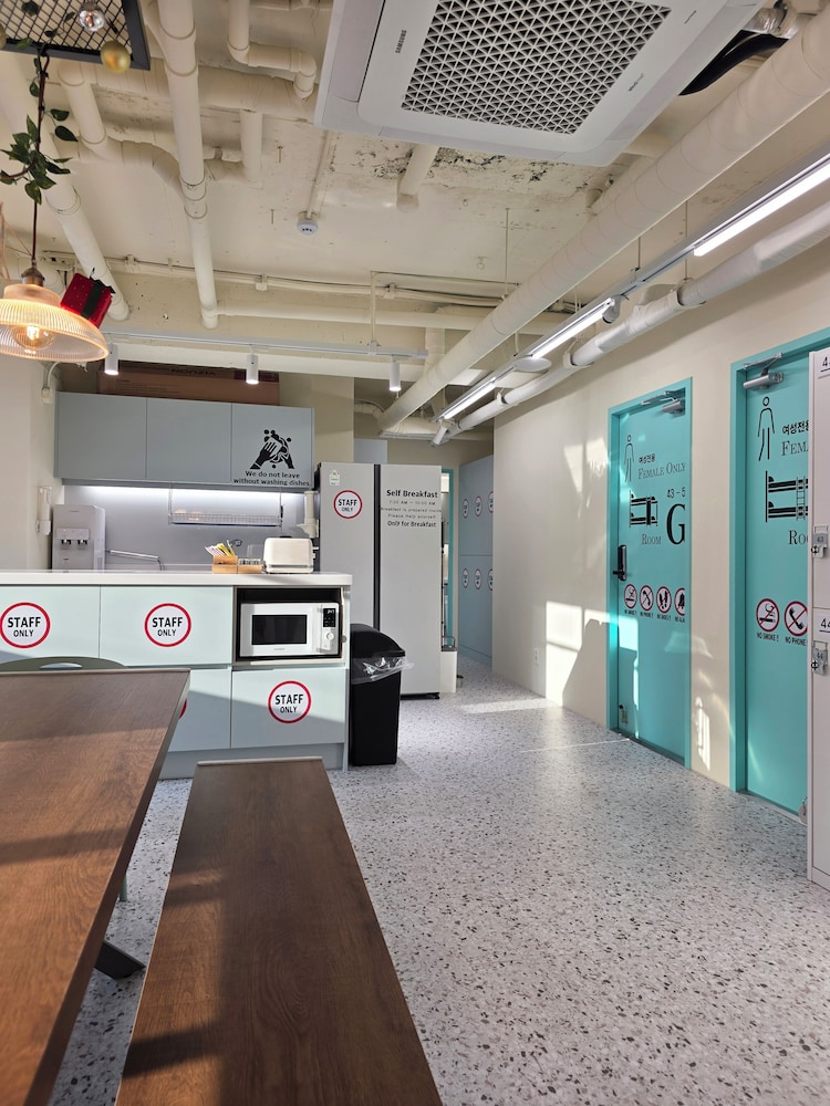 The Cube Hotel - Hostel 43/70