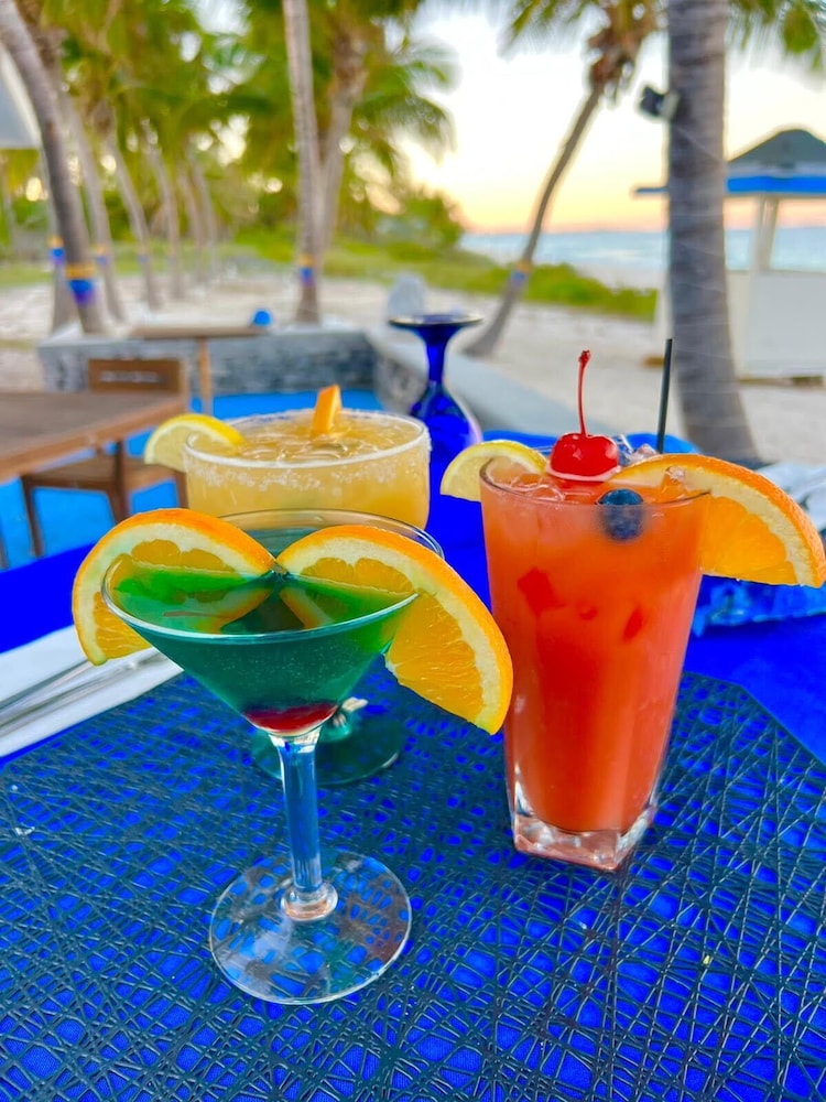 Exuma Palms 30/50