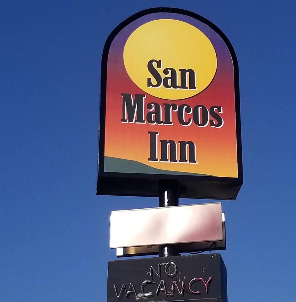 Americas Best Value Inn San Marcos 33/50