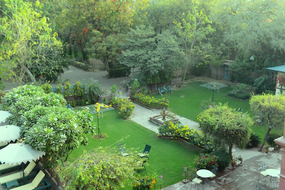 RATAN VILLAS 21/31