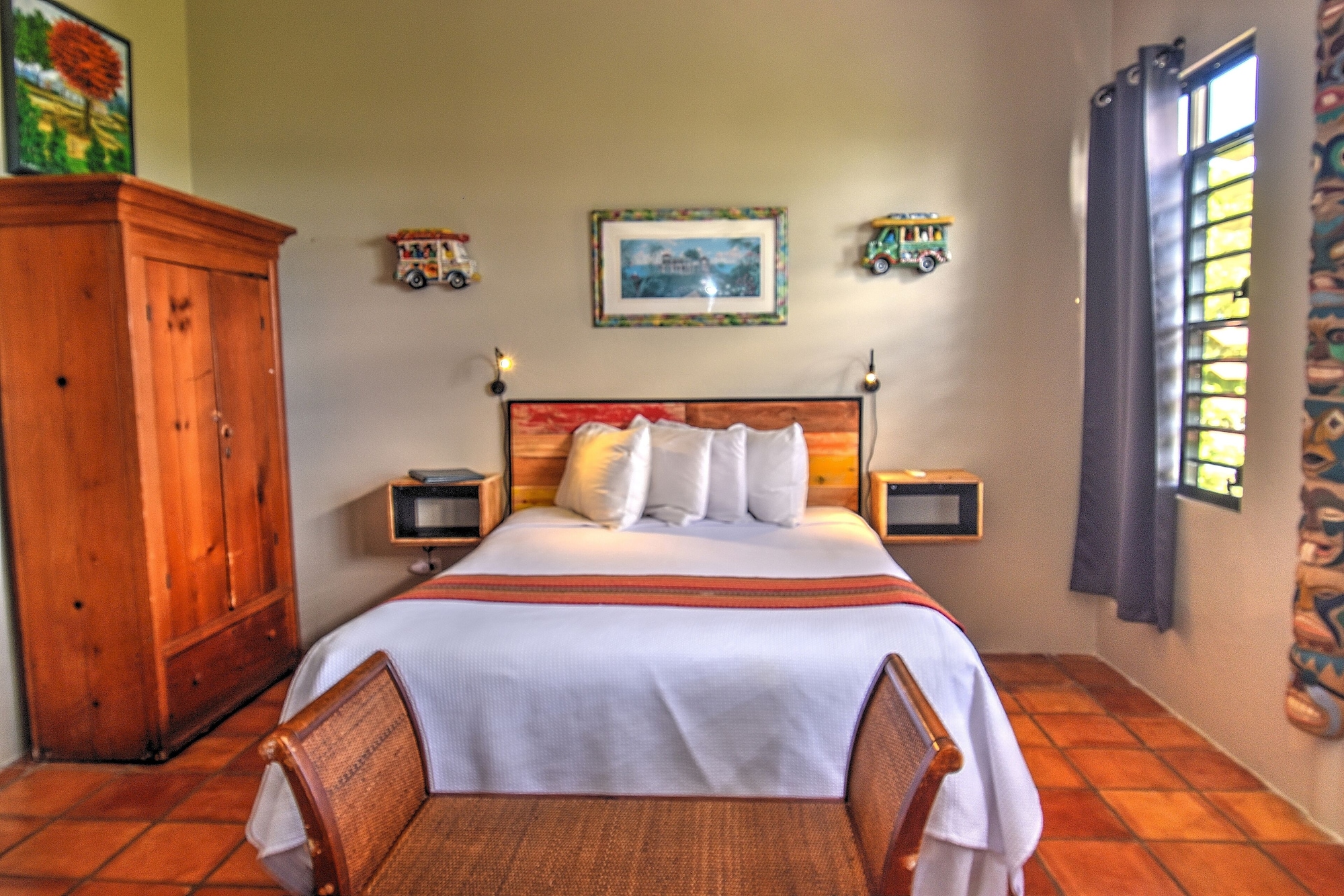 High, Standard, Queen Bed, Private Bathroom