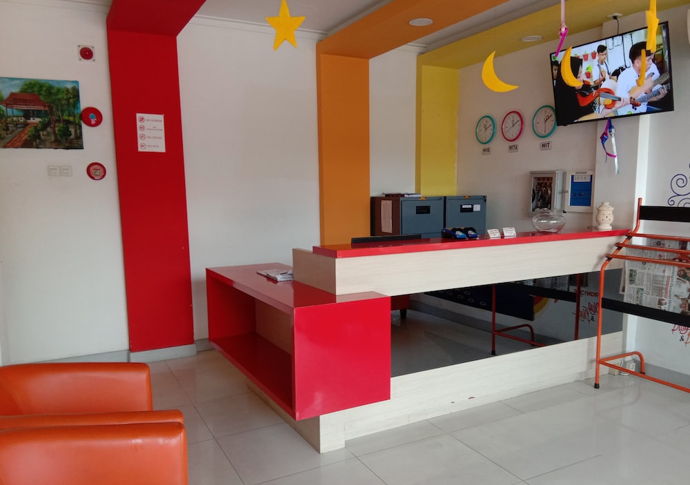Green Red Hotel Syariah Jombang 10/73
