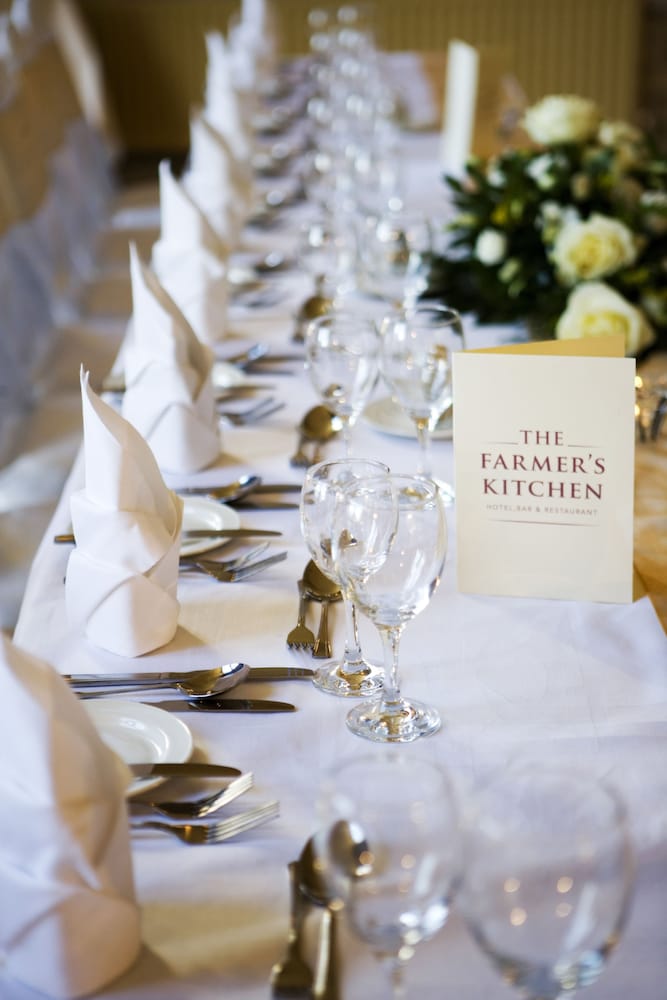 Farmers Kitchen Hotel 10/50