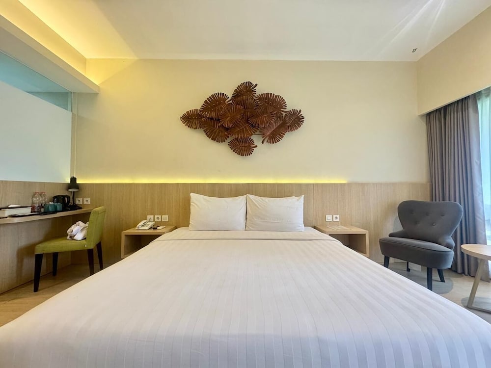 Grand Whiz Hotel Trawas Mojokerto 10/50