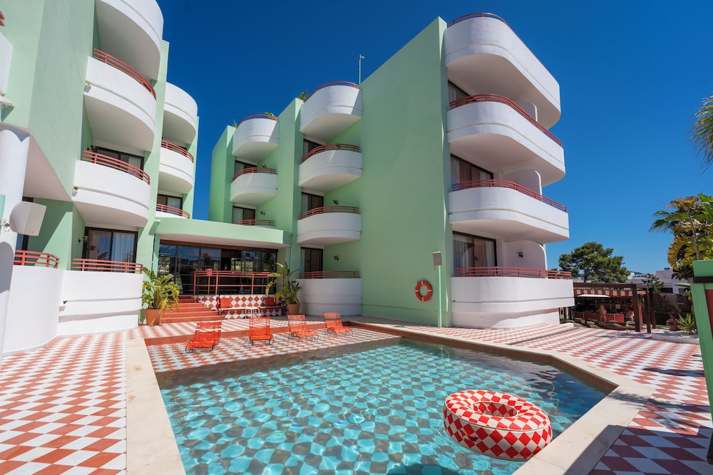 CUBANITO IBIZA SUITES 40/50