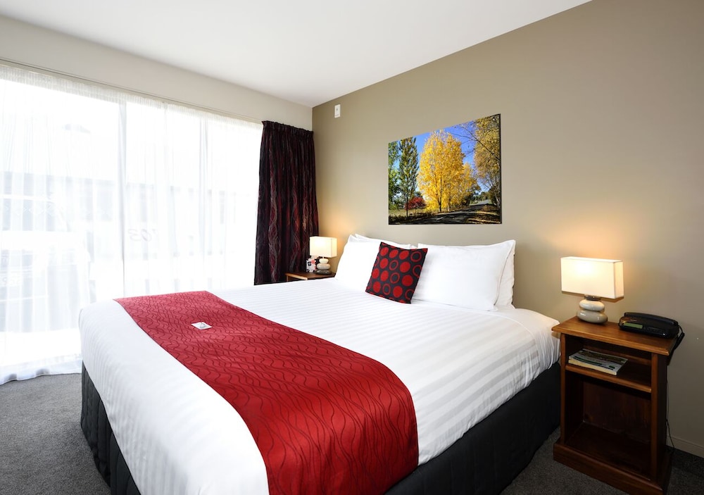 Gladstone Motel Nelson 16/42