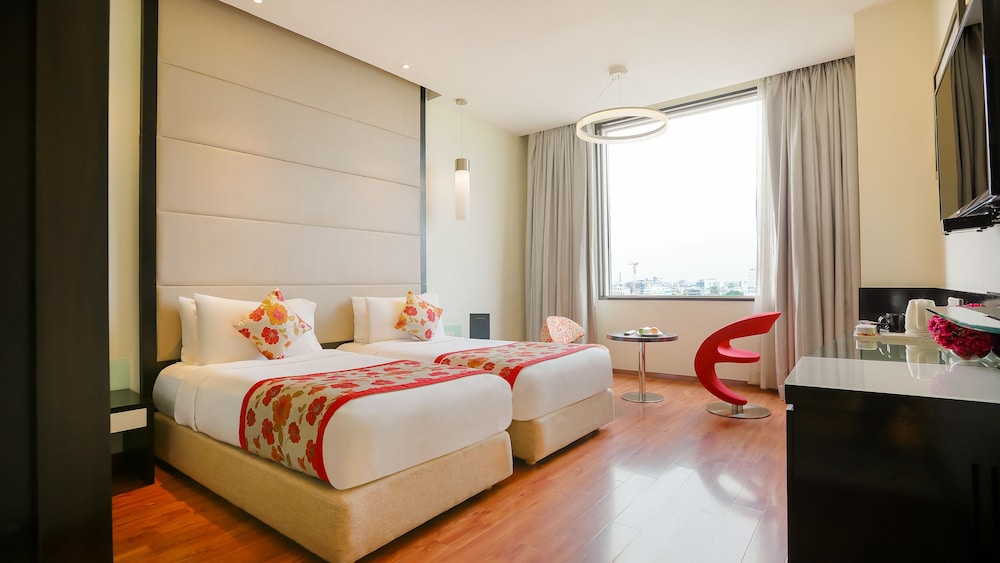 E HOTEL 27/68
