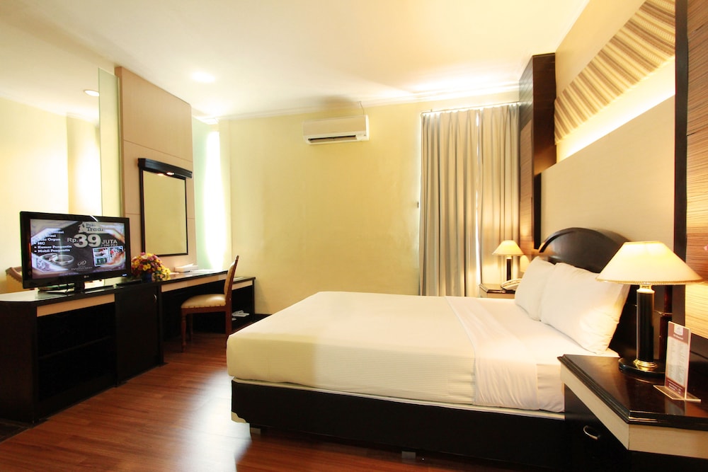 Pandanaran Hotel Semarang 16/60