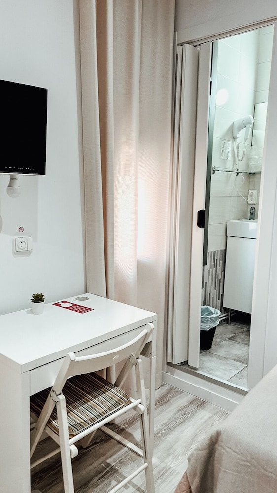 Hostal Ruta de Francia 22/50