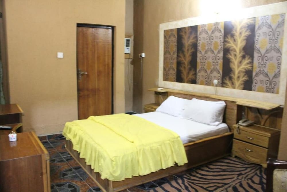 Yaban Hotel 9/16