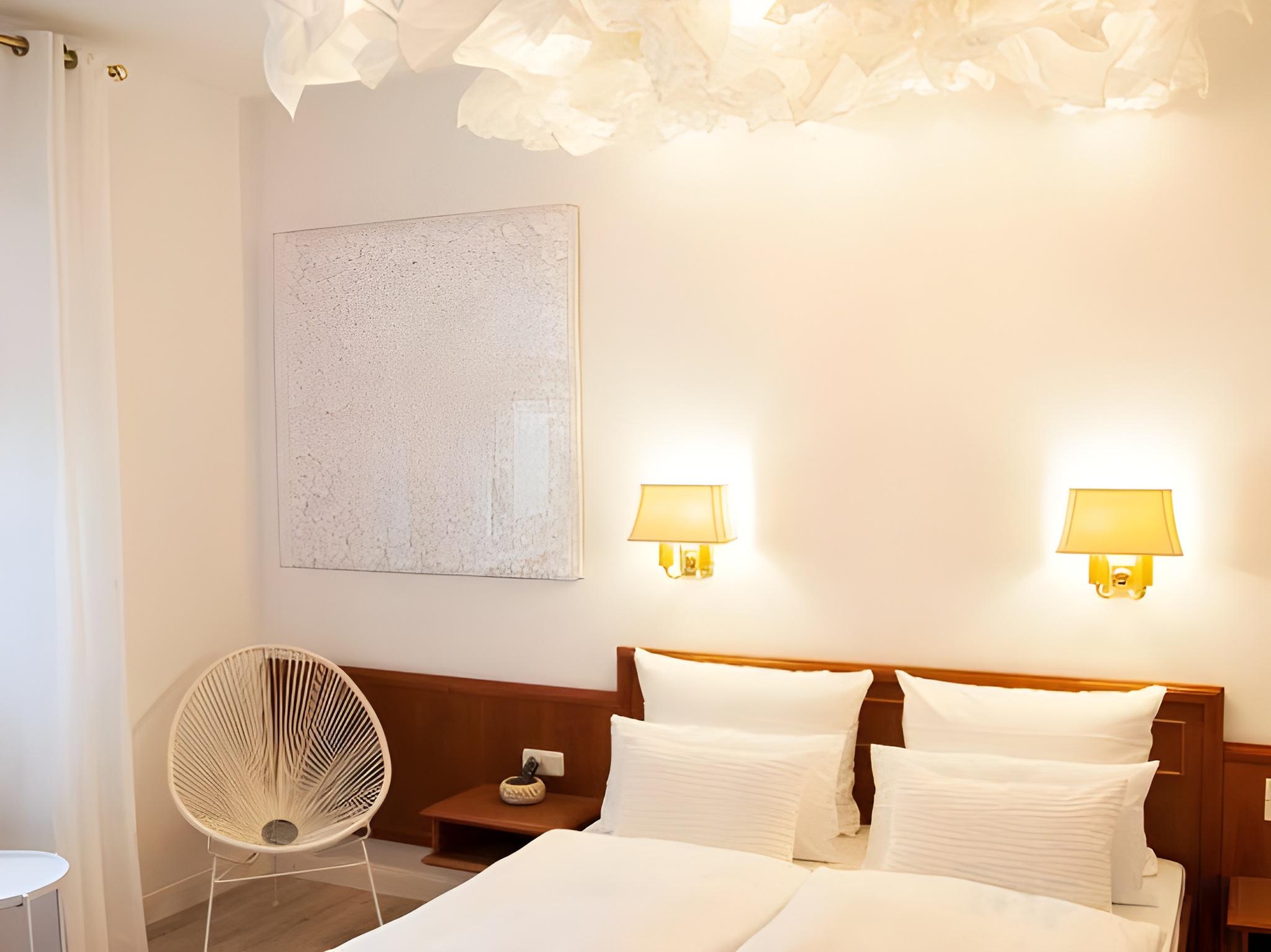 Charming, Comfort
