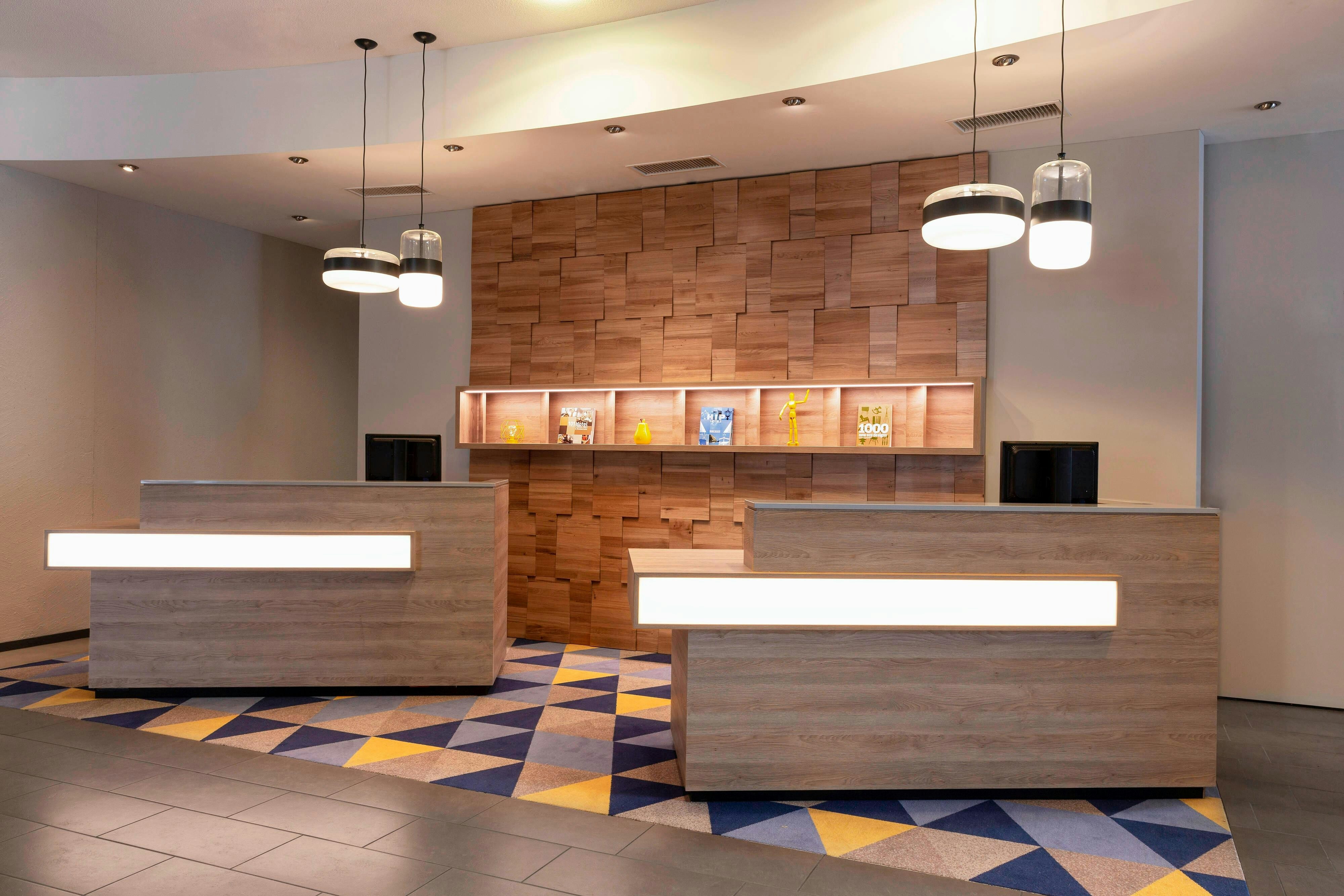 Lobby at Courtyard by Marriott Zurich North, ZURICH