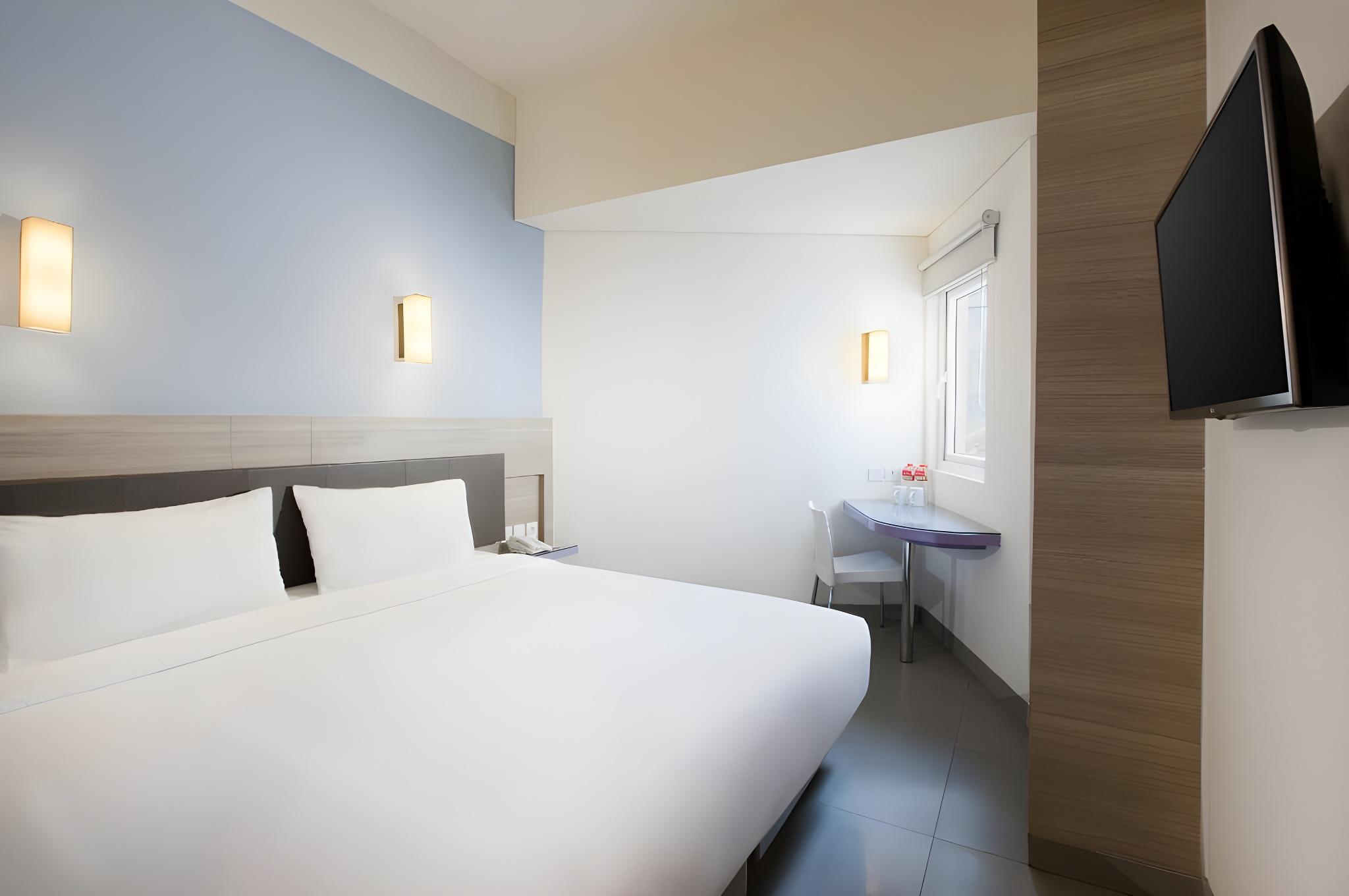 Smart, King Bed, Queen Bed