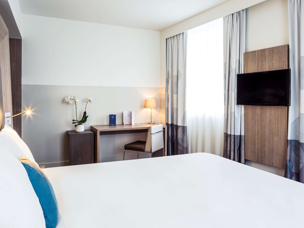 EXECUTIVE, DOUBLE BED
