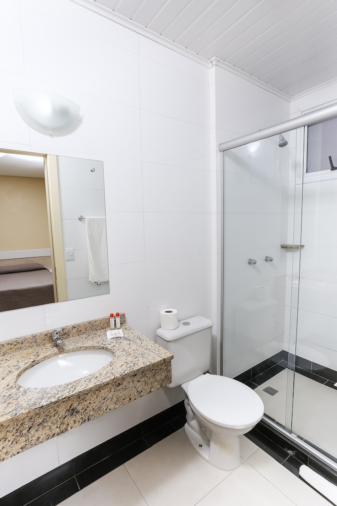 Hotel Express Savoy 35/35