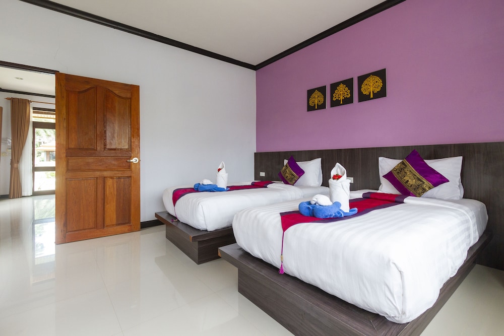 SUPERIOR, VILLA, TWIN BEDS