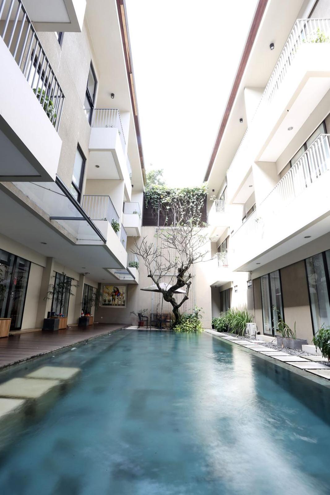 M Pavilion Karawaci 18/24