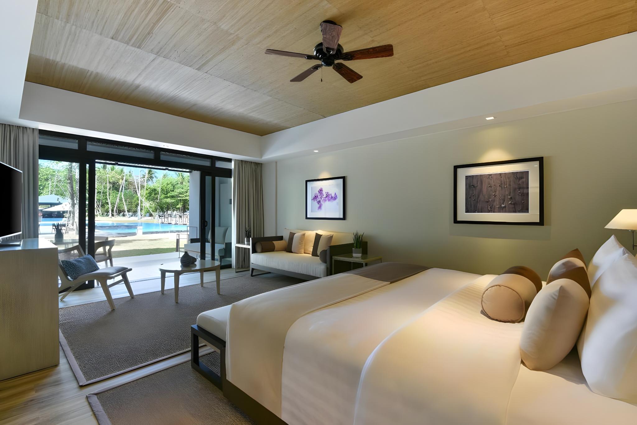 Suite, King Bed