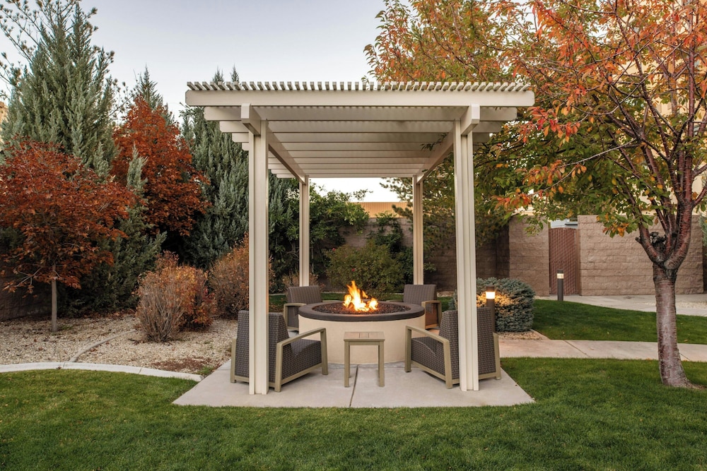 Courtyard Carson City 43/50