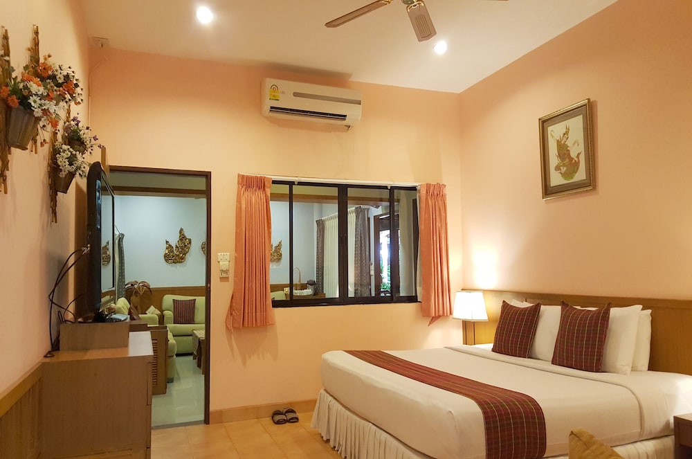 Family Suite, Big Bee, 2 King Beds, Bunk Bed